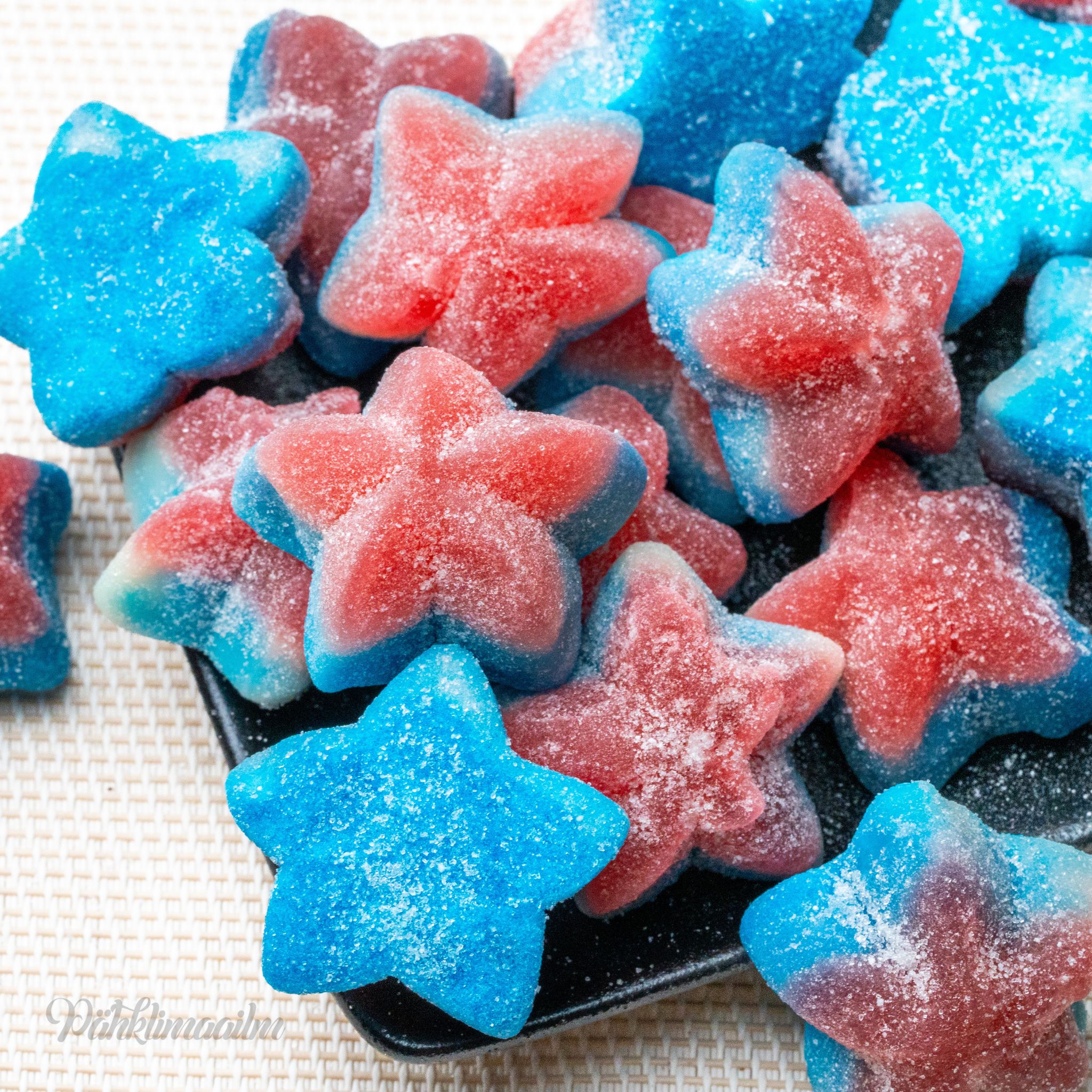 Kummikommid Suhkrustatud nätsumaitselised tähekesed, 1 kg